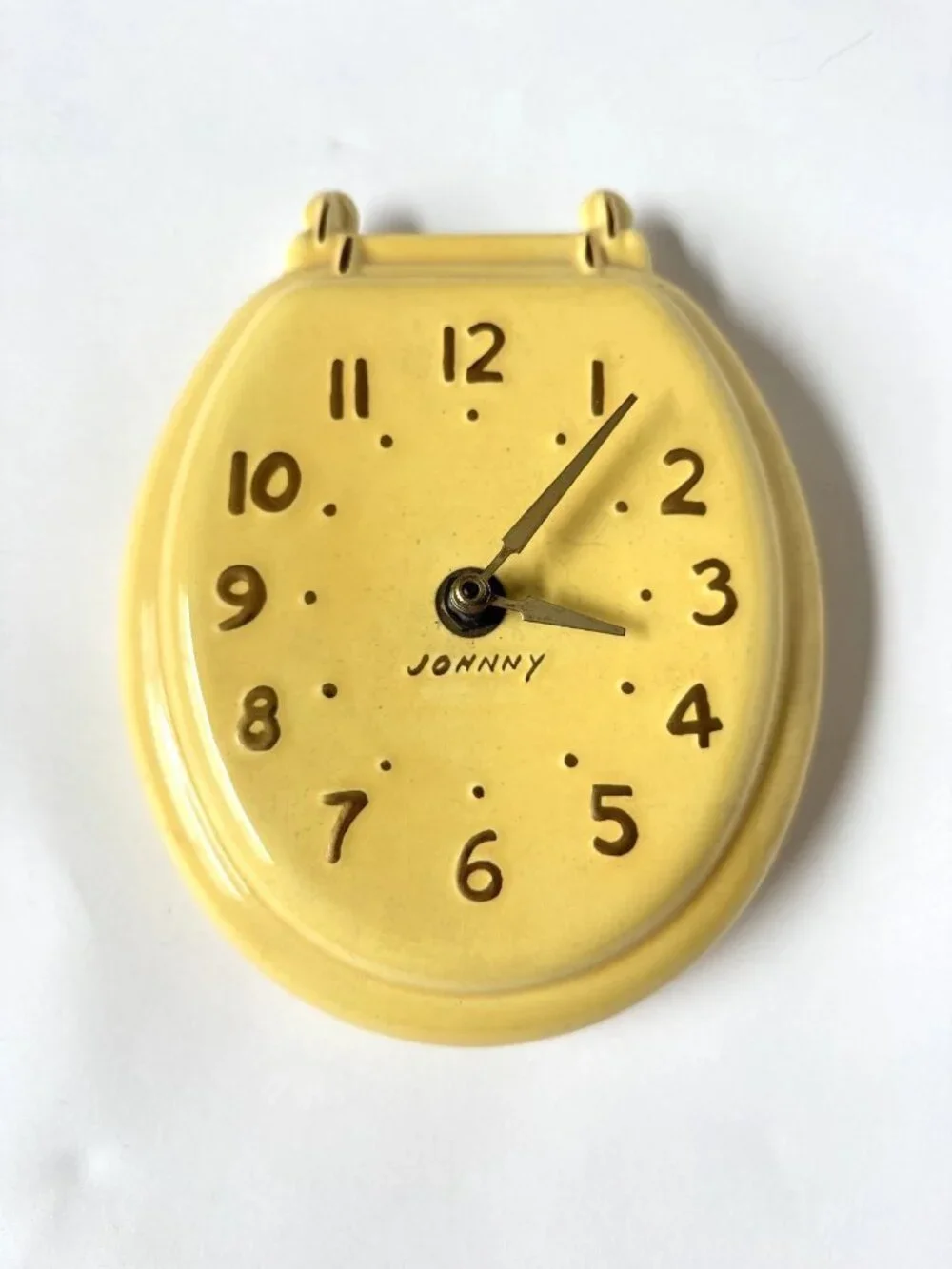 Johnny 1975 Yellow Toilet Seat Clock For Parts Bathroom Novelty Lid Vintage 70s